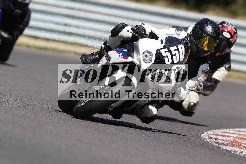 /Archiv-2022/54 13.08.2022 Plüss Moto Sport ADR/Freies Fahren/550